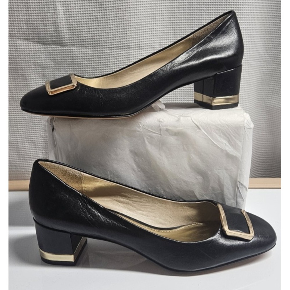 COACH Q3219 ISLA Semi shine sheep pumps Leather upper black Sz7.5